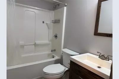 3230 Kennett Sq, Pittsburgh, PA 15213 - Photo 11