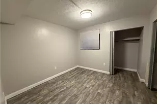 3230 Kennett Sq, Pittsburgh, PA 15213 - Photo 7