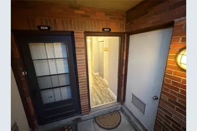 3230 Kennett Sq, Pittsburgh, PA 15213 - Photo 3