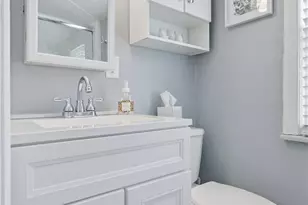 1924 Shaler Dr, Pittsburgh, PA 15116 - Photo 21