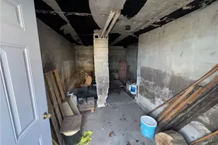 225 Chaucer Dr, Irwin, PA 15642 - Photo 19