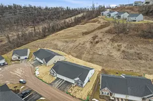 294 Olivia Dr, Pittsburgh, PA 15068 - Photo 19