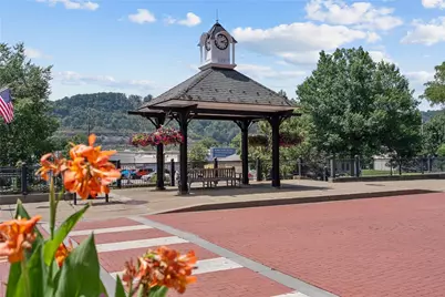 294 Olivia Dr, Pittsburgh, PA 15068 - Photo 23