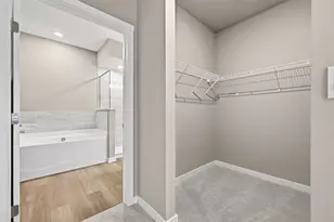 294 Olivia Dr, Pittsburgh, PA 15068 - Photo 15