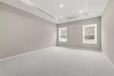 294 Olivia Dr, Pittsburgh, PA 15068 - Photo 13