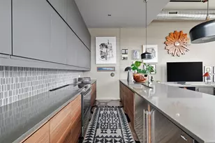 3644 Penn Ave, Pittsburgh, PA 15201 - Photo 11