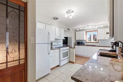 418 Diller Avenue, West Mifflin, PA 15122 - Photo 11