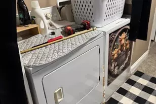 516 Hill St, Bullskin Township, PA 15666 - Photo 7