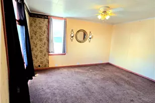 622 W Main St, Rural Valley Boro, PA 16249 - Photo 9