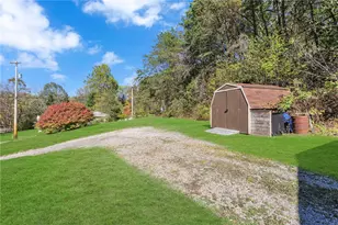 584 Chapel Rd, Center Township, PA 15001 - Photo 31