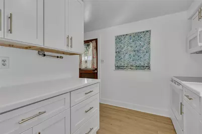 584 Chapel Rd, Center Township, PA 15001 - Photo 9