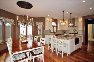 702 Magnolia Ln, Cranberry Township, PA 16066 - Photo 5