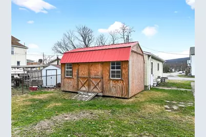 1404 Aetna St, Connellsville, PA 15425 - Photo 7