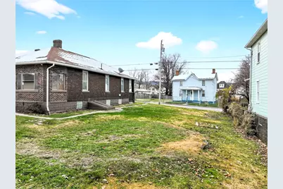 1404 Aetna St, Connellsville, PA 15425 - Photo 9