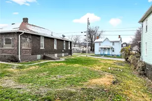 1404 Aetna St, Connellsville, PA 15425 - Photo 9