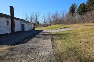 908 New Castle Rd, Franklin Township, PA 16001 - Photo 21