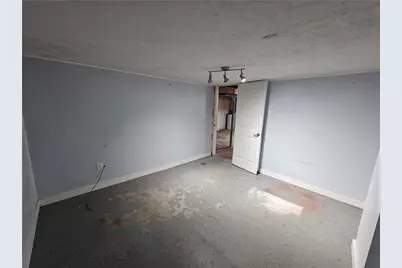 908 New Castle Rd, Franklin Township, PA 16001 - Photo 17