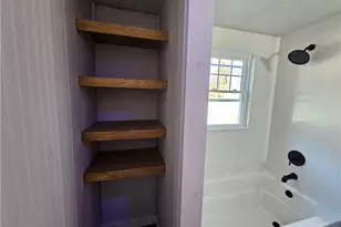 908 New Castle Rd, Franklin Township, PA 16001 - Photo 15