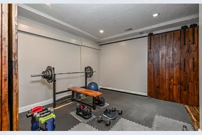 609 Cheshire Drive, Seven Fields Boro, PA 16046 - Photo 29