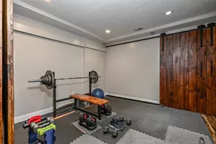 609 Cheshire Dr, Seven Fields Boro, PA 16046 - Photo 29