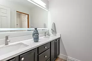 609 Cheshire Dr, Seven Fields Boro, PA 16046 - Photo 25