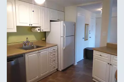 4601 Fifth Ave #623, Pittsburgh, PA 15213 - Photo 9