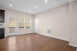 4009 Crown Dr, South Park, PA 15129 - Photo 9