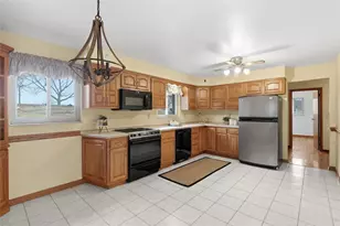 5195 Texas Ave, Bethel Park, PA 15102 - Photo 7