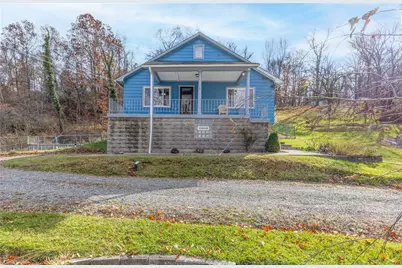 1470 Old Leechburg Rd, Pittsburgh, PA 15239 - Photo 1