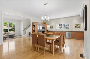 1219 Fairstead Ln, Pittsburgh, PA 15217 - Photo 11