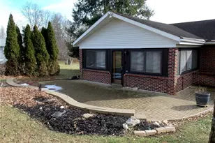 145 Wren Way, South Strabane, PA 15301 - Photo 3