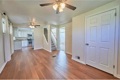 206 Oak Dr, East Franklin Township, PA 16201 - Photo 13