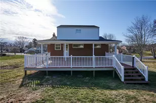 206 Oak Dr, East Franklin Township, PA 16201 - Photo 29