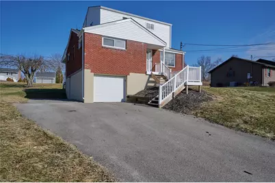 206 Oak Dr, East Franklin Township, PA 16201 - Photo 3