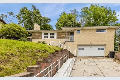 1105 Greentree Rd, Green Tree, PA 15220 - Photo 3