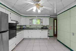 1105 Greentree Rd, Green Tree, PA 15220 - Photo 15