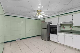 1105 Greentree Rd, Green Tree, PA 15220 - Photo 17