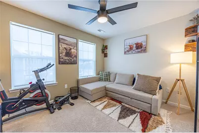 103 Sweetwater Dr, Moon/Crescent Twp, PA 15108 - Photo 17