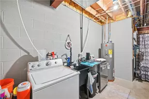 2440 Pierce Bluffs Dr, Hermitage, PA 16148 - Photo 47