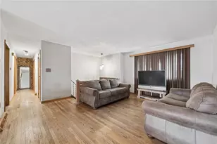 214 Quinn Rd, Unity Township, PA 15650 - Photo 3