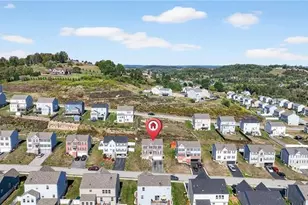 555 Gardenia Dr, Rostraver, PA 15012 - Photo 31