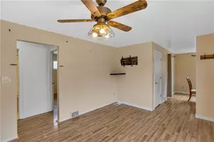 206 Russell Dr, Pittsburgh, PA 15147 - Photo 7