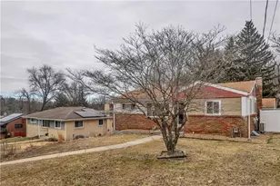 206 Russell Dr, Pittsburgh, PA 15147 - Photo 3