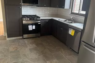 2867 Hastings Dr, Lower Burrell, PA 15068 - Photo 3