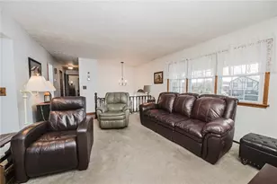 24 Easy St, White Township, PA 15701 - Photo 5