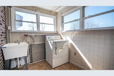 353 Madison Avenue, Leechburg Boro, PA 15656 - Photo 17