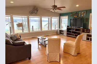 228 Latonka Dr, Jackson Township, PA 16137 - Photo 3