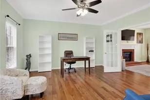 1008 Dunedin Dr, Hempfield Township, PA 15601 - Photo 7