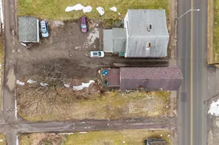 725 S Mill St, New Castle, PA 16101 - Photo 3