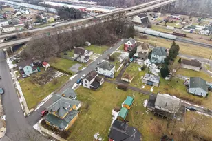 106 E Clayton St, New Castle, PA 16102 - Photo 7